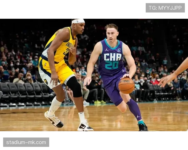 埃迪·琼斯三分威胁明显 提升球队无球跑动效率