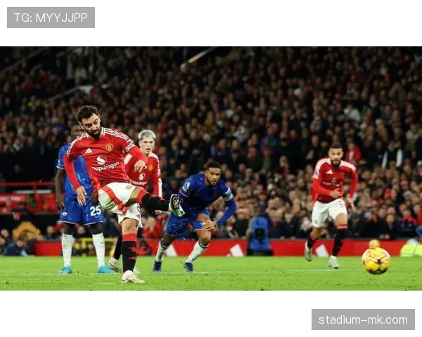 曼联战术执行持续崩盘，越踢越乱对赛季走势形成制约