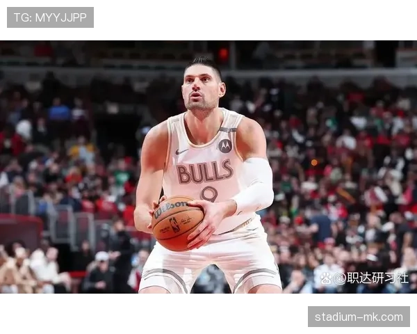 武切维奇挡拆制造错位提升得分效率，拉开内线进攻空间