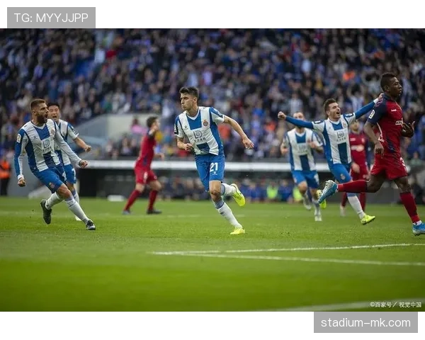 塞维利亚财政问题对球队竞技表现造成影响，球队稳定性面临考验